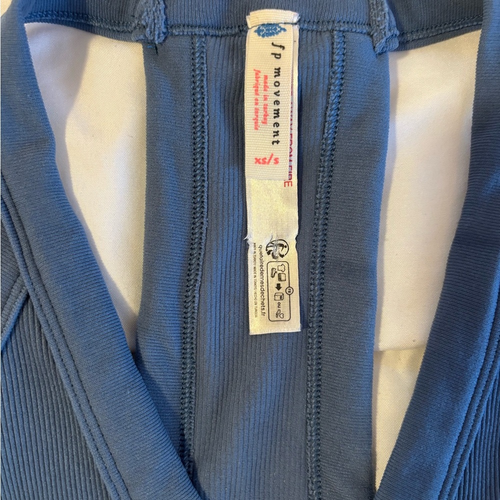 FP Movement Blue Ribbed Racerback Crop Top XS/S - Picture 2 of 5